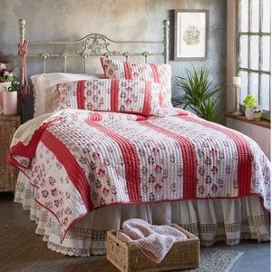 New Sundance Catalog Queen Marjorie Quilt